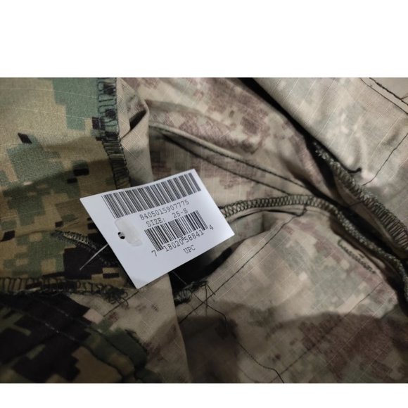 USN AOR2 Woodland Digital NWU Type III Ripstop Pants Short Small New - Picture 3 of 5